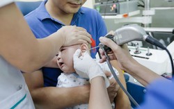 Sai lầm của mẹ khiến con bị tái đi tái lại bệnh viêm tai giữa