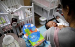 Lý do thực sự khiến người Hàn Quốc không muốn sinh con