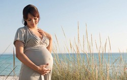 Những điều cần lưu ý khi chăm sóc bà bầu trong ngày hè
