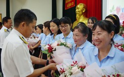 Phụ nữ Hải đoàn 129 phát huy truyền thống anh hùng của phụ nữ Hải quân 