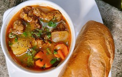 Chồng quên hẳn ăn hàng, con thích cơm nhà nhờ những bữa sáng "gieo" hạnh phúc 