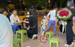 Cầu hôn thất bại, chàng trai vứt nhẫn xuống vỉa hè rồi bỏ đi