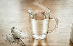 Phụ nữ sau tuổi 40 nếu muốn sống thọ nên tích cực dùng 1 thứ chất lỏng