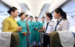 Chuyến bay đặc biệt ngày 8/3: Toàn bộ phi hành đoàn là phái đẹp 
