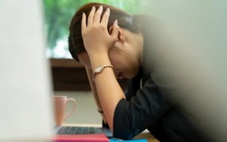 Vì quyết định của bố mà giờ đây vợ chồng tôi sắp phải ra đường sống