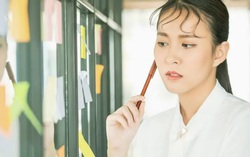 Gọi điện cho chủ nợ, tôi bất ngờ khi biết bí mật bị giấu kín