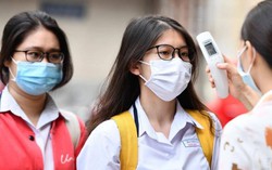 Số ca mắc COVID-19 tăng mạnh, ít nhất 4 địa phương bắt buộc học sinh đeo khẩu trang khi đến trường