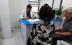 3 bố con cùng mắc ung thư đại trực tràng: Bác sĩ giải thích và mách cách phòng bệnh