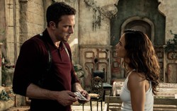 Ben Affleck hóa thành thám tử tìm con gái mất tích