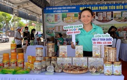 Sáng tạo 3 dòng sản phẩm từ "bột ngũ cốc mẹ chăm con gái mới sinh"