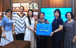 Đoàn đại biểu cấp cao Hội LHPN Cuba tìm hiểu mô hình Nhà bình yên