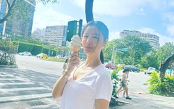 Lâm Tâm Như khoe vẻ ngoài tươi trẻ ở tuổi U50