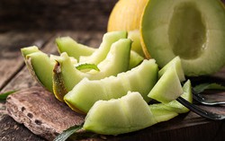 Dưa lê vào mùa, bạn không nên bỏ qua vì những lợi ích sức khỏe tuyệt vời