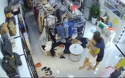 Tạm giam nghi phạm cầm dao uy hiếp nữ chủ quán thời trang để hiếp dâm