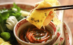 Cách làm bánh xèo đơn giản và thơm ngon tại nhà 