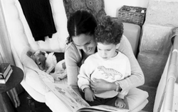 Meghan tận hưởng tiệc sinh nhật con trai trong lễ đăng quang của Vua Charles