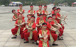 Phụ nữ Phú Thọ tích cực tập luyện cho màn tranh tài ở Hội thi dân vũ và thể dục thể thao toàn quốc