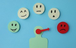 Người EQ thấp có 3 đặc điểm điển hình, càng che giấu lại càng lộ rõ