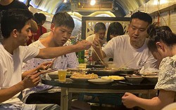 Khám phá nhà hàng nằm sâu trong lòng đất dành cho dân "sành lẩu"