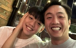 Con trai 13 tuổi của Cường Đô La ra dáng anh cả của 4 em, thành tích học tập gây ấn tượng 
