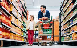 Vì sao cứ vào siêu thị là thấy mở nhạc? Ý đồ "nhắm thẳng vào hầu bao" khách hàng 
