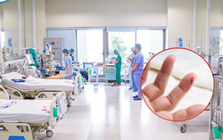 Rạch dao lam lên người để chữa bệnh, bé trai 10 tuổi tử vong