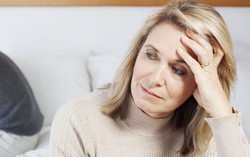 Hơn 51% phụ nữ mãn kinh không còn sinh hoạt tình dục