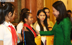 Mô hình "Mẹ đỡ đầu" đã trở thành điểm tựa để lan toả yêu thương cho trẻ mồ côi
