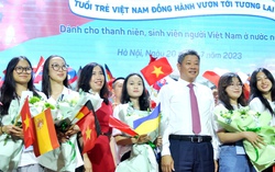 Mong thanh niên kiều bào góp sức giải những "bài toán hóc búa" của Thủ đô