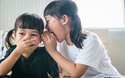 Tỷ phú nổi tiếng: Cha mẹ làm đúng 3 điều này, con cái khó mà không tài giỏi