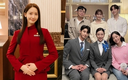 Yoona nổi bật trong loạt ảnh chụp cùng dàn sao "Khách sạn vương giả"