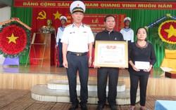 Vùng 2 Hải quân: Trao Bằng Tổ quốc ghi công cho gia đình liệt sĩ hy sinh ở nhà giàn DK1/8