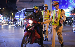 Quyền huy động phương tiện của CSGT mới được đề xuất có gì thay đổi?