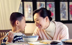 Tránh 2 điều này khi nuôi dạy con để cái nghèo không đeo bám thế hệ sau