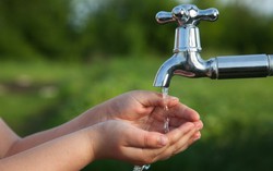 5 bệnh truyền nhiễm qua nước cần chú ý trong mùa hè