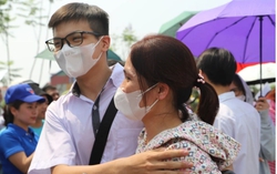 Hơn 30.000 học sinh Hà Nội trượt lớp 10 công lập: Đứng lên từ những thất bại