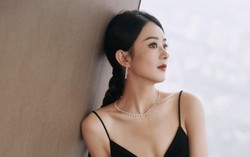 Triệu Lệ Dĩnh được khen khi thử sức với phong cách mới