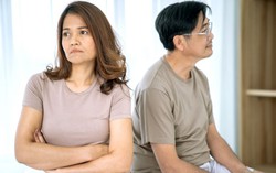 Vợ chồng cãi vã nảy lửa chỉ vì những điều vụn vặt đời thường