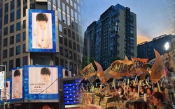 Fan Trung Quốc “chịu chi”: Vé concert ngang giá biệt thự, "mua" cả đất trên mặt trăng cho idol 
