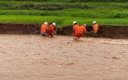 Điện lực khắc phục nhanh sự cố, cấp điện trở lại cho khách hàng