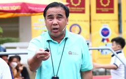 MC Quyền Linh: Từng nát hết tay vì đi mò cua đem bán, có lần cho tay vào nhầm hang rắn