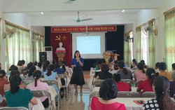 Cán bộ Hội là cầu nối truyền tải thông tin, kiến thức tới hội viên phụ nữ và nhân dân 