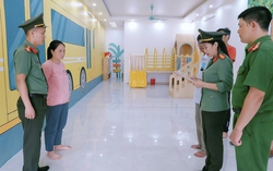 Bắt nữ đối tượng làm giả hồ sơ cho 30 người nước ngoài ở lại Việt Nam trái phép