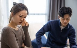 Vì muốn oai với bạn bè mà chồng tôi đẩy vợ con vào con đường khổ cực