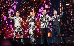 Công bố giá vé concert Westlife tại Việt Nam: Cao nhất chỉ 4 triệu đồng, toàn bộ đều là vé ngồi!