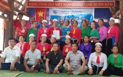 Nam giới nhiệt tình tham gia Tổ truyền thông cộng đồng 