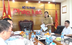 Vinh danh 50 "Gương sáng pháp luật" nhân Ngày pháp luật Việt Nam