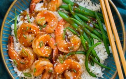 Bữa tối chưa biết ăn gì, làm thử "cơm 1 tô" vừa nhanh chóng lại đủ chất