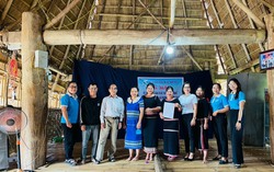 Kon Tum: Ra mắt mô hình Tổ liên kết sản xuất rượu Nếp Than