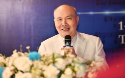 Nhạc sĩ Vũ Thành An trao tác quyền âm nhạc vì mục đích thiện nguyện